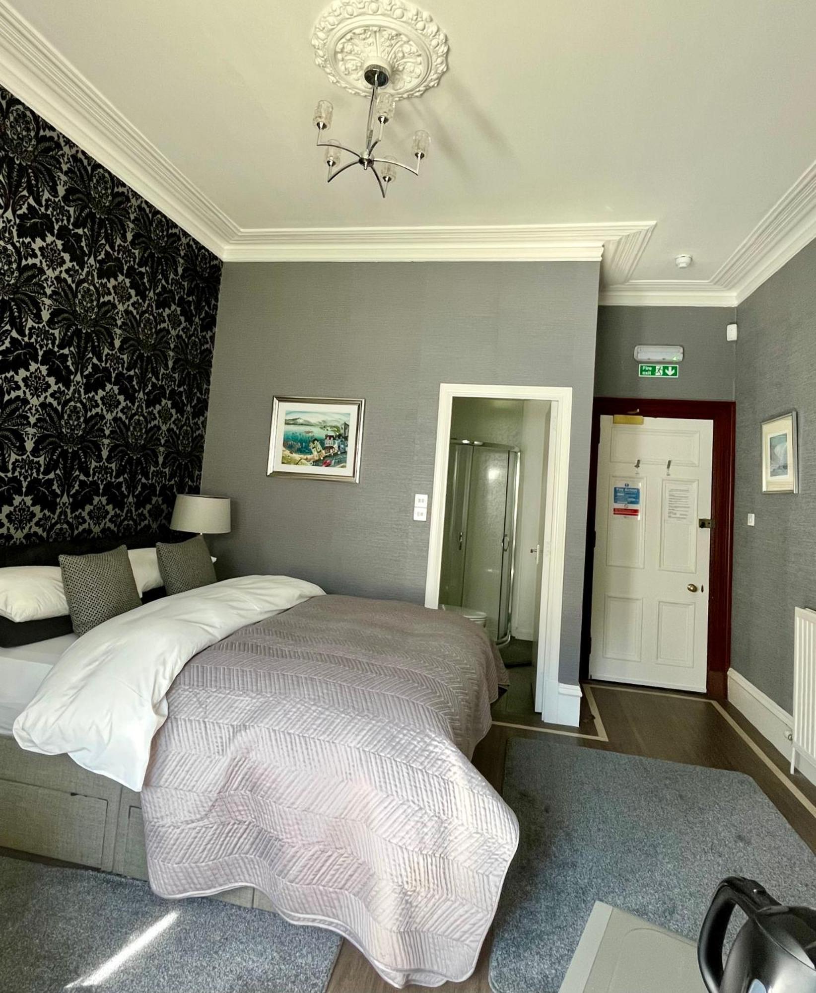 Guest house Hannahs 3*